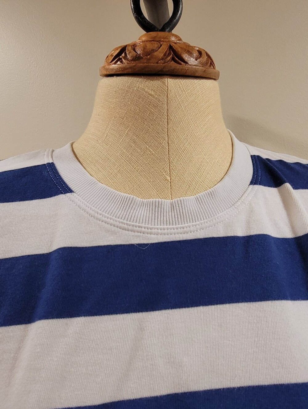 Zara Cropped Tee - Picture 2 of 5